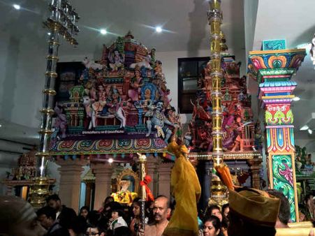 சுவிட்சர்லாந்தில் ஞானலிங்கேச்சுரத்தில் நடந்த அழகொப்பனைத்திருவிழா