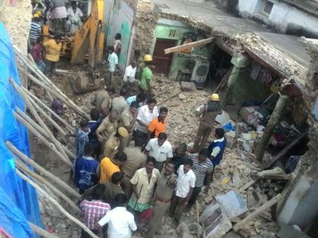 ஸ்ரீரங்கத்தில் வீட்டுச் சுவர் இடிந்து விழுந்து விபத்து: 4 பேர் பலி