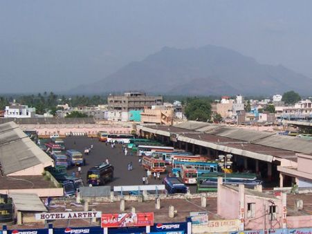 சேலம் பஸ் ஸ்டாண்ட் ஆக்கிரமிப்புகளை அகற்ற 4000 பேரிடம் கையெழுத்து... 100 அடி நீள மனு!