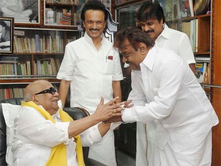 தி.மு.க. கூட்டணியில் தே.மு.தி.க. இடம்பெற வேண்டும்: விஜயகாந்த்துக்கு கருணாநிதி அழைப்பு