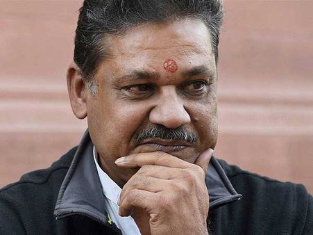 ஜேட்லிக்கு எதிராக வரிந்து கட்டிய பா.ஜ.க. எம்.பி. கீர்த்தி ஆசாத் கட்சியில் இருந்து அதிரடி சஸ்பென்ட்!