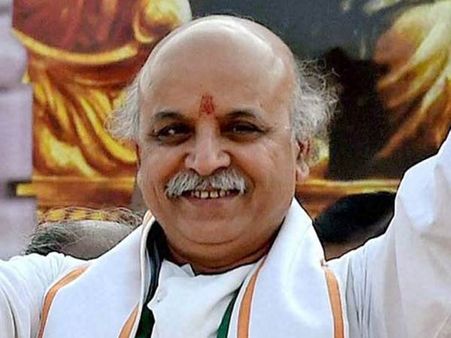 ராமர் கோவிலை கட்டினால் ஐ.எஸ். தீவிரவாதிகளை தோற்கடிச்சுடலாம்... சொல்வது வி.ஹெச்.பி. தொகாடியா