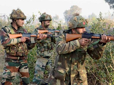 பதான்கோட் தாக்குதல்: சிறப்புப் படையினருக்கு பதில் கமாண்டோ படை அழைக்கப்பட்டது ஏன்?- வெடித்தது சர்ச்சை