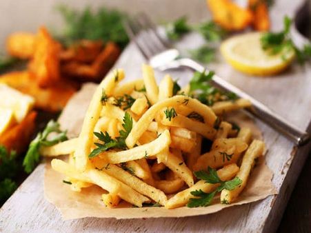 ”ஜங்க்” உணவுகளுக்கு நோ - பள்ளிகளில் “டிபன் பாக்ஸ்” சோதனைக்கு சி.பி.எஸ்.இ உத்தரவு!