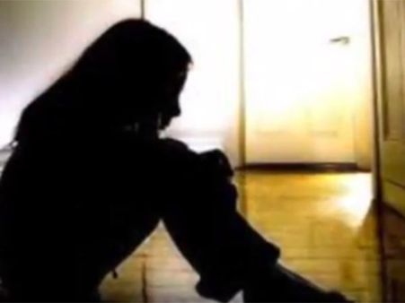 பைபிள் படிக்காத சிறார்களை உத்தரத்தில் தொங்க விட்டு அடித்த ஆதரவற்றோர் இல்ல நிர்வாகிகள்