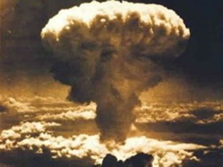 2016ல் உலகை அழிக்கும் அணு ஆயுதப் போர் நடக்கும்: பார்வையற்ற பெண்ணின் கணிப்பு உண்மையாகுமா?