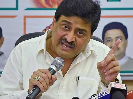 ஆதர்ஷ் ஊழல்: மகா. மாஜி முதல்வர் அசோக் சவாண் மீது வழக்கு தொடர ஆளுநரிடம் மீண்டும் அனுமதி கோரியது சிபிஐ