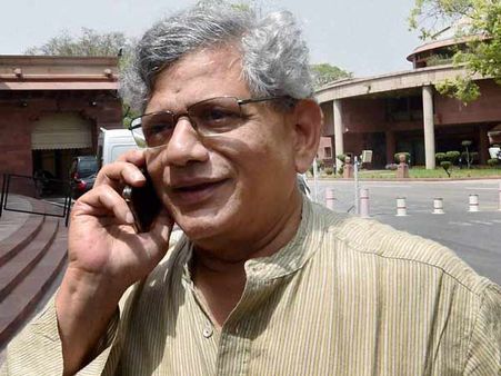 நாடாளுமன்ற இருக்கையில் சீட் பெல்ட் தேடினாராம் மோடி.. சீதாராம் யெச்சூரி கிண்டல்