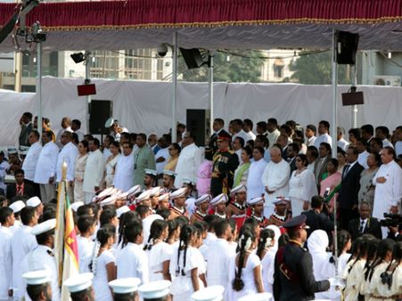 ராஜபக்சே எதிர்ப்பை மீறி இலங்கை சுதந்திர தின விழாவில் தமிழில் தேசிய கீதம்.. 67 ஆண்டுக்குப் பிறகு... 