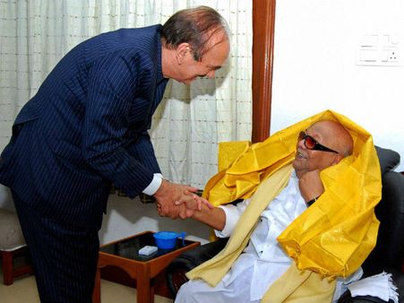 கூட்டணி பேச்சு: கருணாநிதியை சந்திக்க சென்னை வருகிறார் குலாம் நபி ஆசாத்?