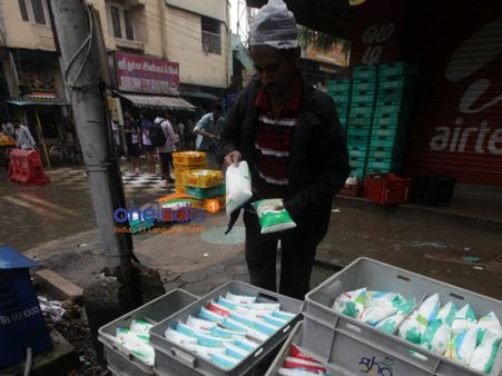 தமிழகத்தில் தனியார் பால் விலை லிட்டருக்கு ரூ.5 வரை உயர்வு- இன்று முதல் அமல்!