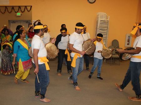 பறையிசை முழக்கத்துடன் தைப்பூசம் கொண்டாடிய சியாட்டல் தமிழர்கள்!