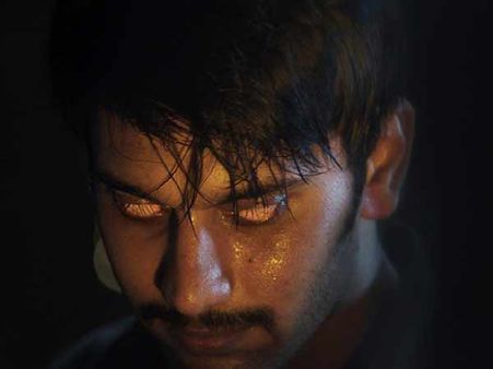 ஏங்க மக்கள் மனசு அவ்ளோ மரத்துப் போச்சா... இல்ல மரத்துப் போக வச்சிட்டாங்களா?