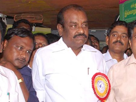 அது வேற வாயி.. மது விலக்கு இல்லை என்ற நத்தம் விஸ்வநாதன் மதுவுக்கு எதிராக பிரச்சாரம்