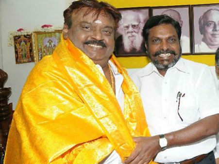 மக்கள் நலக்கூட்டணிக்கு வாங்க... நாங்க 'கிங்' ஆக்குறோம்... கேப்டனை அழைக்கும் திருமா