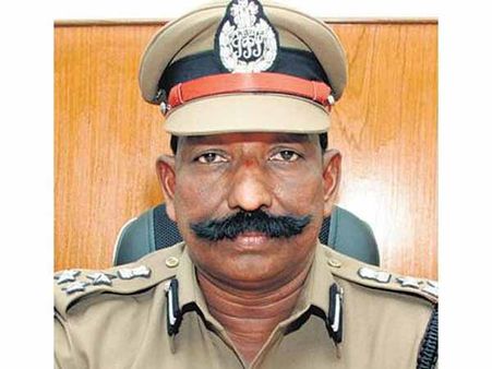 ஐந்தில் ஒன்று.. கிடைத்தால் நன்று... திமுகவில் சீட் கேட்கும் முன்னாள் டிஜிபி ஜான் நிக்கல்சன்!