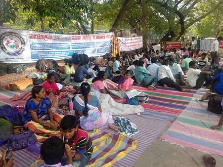 உயிரைப்பற்றி கவலைப்படவில்லை... உண்ணாவிரதம் தொடரும்: இடைநிலை ஆசிரியர்கள் உறுதி