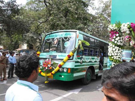 109 புதிய பஸ்கள், 46 ஸ்மால் பஸ் சேவைகள்: ஜெ. தொடக்கம்