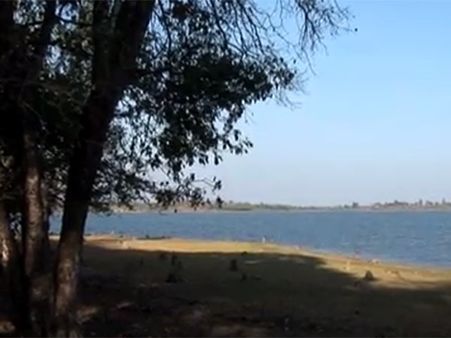 அணைகளில் தண்ணீர் இல்லை.. கோடைக்கு முன்பே பெங்களூரில் குடிநீர் தட்டுப்பாடு, பவர்-கட்!