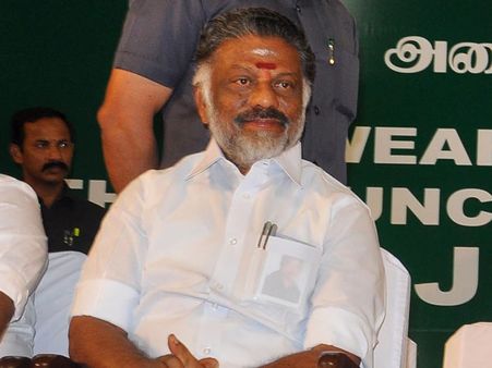 ஸ்டார் ஹோட்டலில் உட்கார்ந்து தேர்தல் அறிக்கையை தயாரித்த ஓ.பி.எஸ், அமைச்சர்கள்