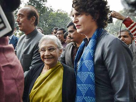 உ.பி. முதல்வர் வேட்பாளராக ஷீலா தீட்சித்தை களமிறக்குகிறது காங்.... பிரியங்கா தலைமையில் பிரசாரம்?