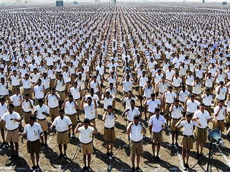 டிரவுசரை தூக்கிப் போட்டு பேன்ட்டைக் கையில் எடுக்கும் ஆர்.எஸ்.எஸ்.!