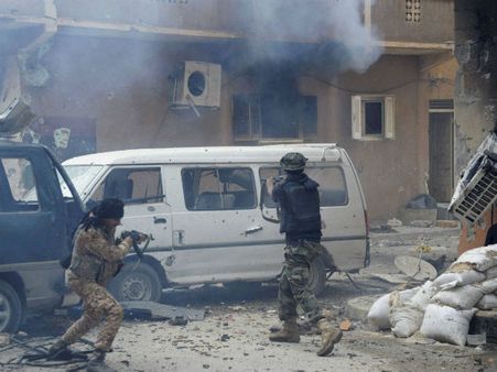 லிபியத் தீவிரவாத தாக்குதலில் சிக்கி கேரள நர்ஸ் கைக்குழந்தையுடன் பலி