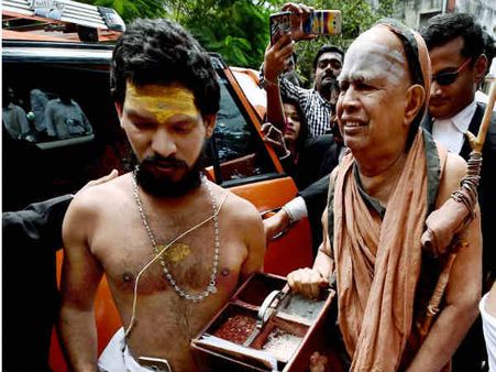 ஆடிட்டர் ராதாகிருஷ்ணன் வழக்கு... நீதிபதி கேட்ட பல கேள்விகளுக்குப் பேசாமல் இருந்த ஜெயேந்திரர்