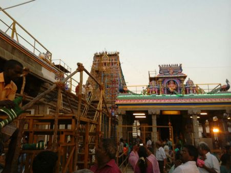 கோலாகலமாக நடந்தேறியது மயிலை கபாலீஸ்வரர் ஆலய கும்பாபிஷேகம்: 1 லட்சம் பக்தர்கள் திரண்டனர்