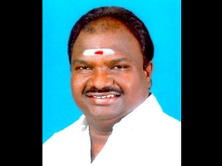 தேமுதிக எம்.எல்.ஏ.சந்திரகுமார் உருவப் பொம்மையை எரித்து போராட்டம் !