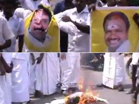 சந்திரகுமார் உள்ளிட்ட தேமுதிக அதிருப்தியாளர்கள் உருவபொம்மை எரிப்பு- வீடியோ