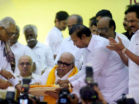 விவசாயத்திற்கு முக்கியத்துவம் கொடுத்த திமுகவின் தேர்தல் அறிக்கை