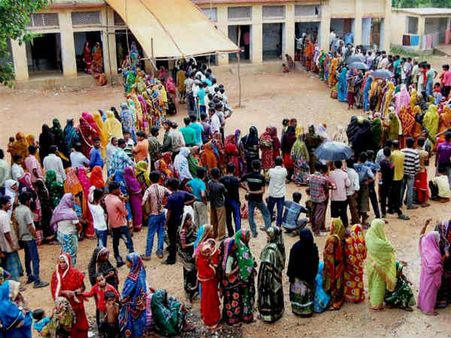 மேற்கு வங்கம் 2ம் கட்ட வாக்குப்பதிவு 79.51 %: சிறு கலவரத்துடன் முடிந்தது