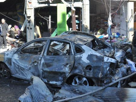 ஏமனில் ராணுவத்தில் சேர வந்த இளைஞர்களை குறிவைத்து தற்கொலைப்படை தாக்குதல்: 4 பேர் பலி