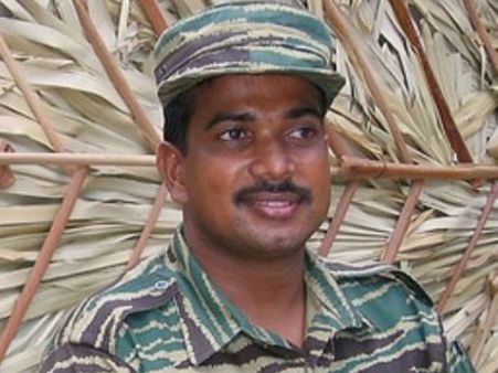 கேணல் ராமைத் தொடர்ந்து விடுதலைப் புலிகளின் மூத்த தளபதிகள் நகுலன், கலையரசன் திடீர் கைது 