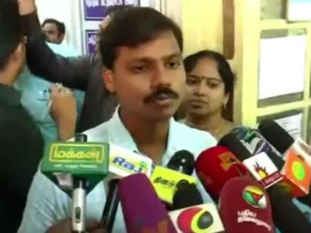 மதுரை அருகே ஆம்னி பேருந்தில் எடுத்து செல்லப்பட்ட ரூ50 லட்சம் பணம் பறிமுதல்!