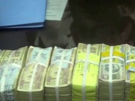 மதுரையில் ரூ.32.5 லட்சம் ரொக்கம் பறிமுதல்: வீடியோ