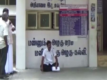 தேர்தல் வரை மதுக் கடைகளை மூடுக... திருப்பூரில் சுயேச்சை காலவரையற்ற உண்ணாவிரதம் - வீடியோ