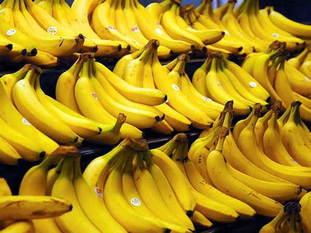 மீடியா லைவ் நிகழ்ச்சியில் வாழைப்பழம் சாப்பிட்டால் 'மூடு' வருமாம்.. தடை போட்ட சீனா