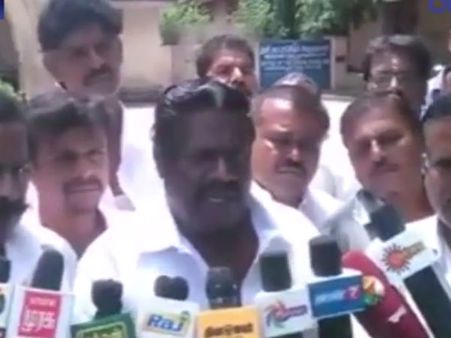 பொள்ளாச்சியில் 