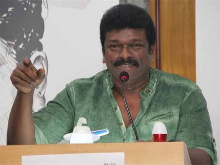 ஷ்ஷப்பா... பார்த்திபன்... நீங்க நல்லதே சொன்னாலும்... மிடில!