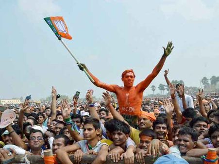 மேற்கு வங்கத்தில் சாதனை படைத்த பாஜக.. 1952க்குப் பிறகு அதிகபட்ச தொகுதிகளாக 4ல் வெற்றி