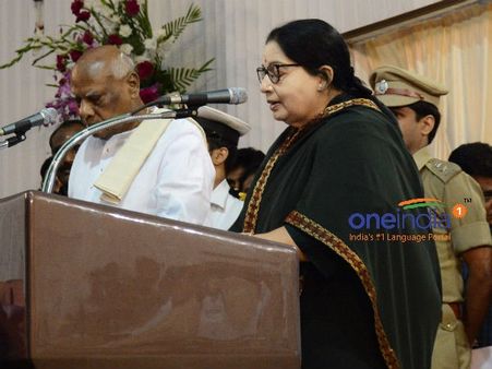 அதிசயம் ஆனால் உண்மை, ஒரே தேதியில் 2வது முறையாக முதல்வராக பதவியேற்ற ஜெ.