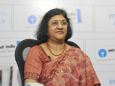 உலகின் சக்தி வாய்ந்த 100 பெண்கள் பட்டியலில் இடம் பிடித்த 4 இந்திய பெண்மணிகள்