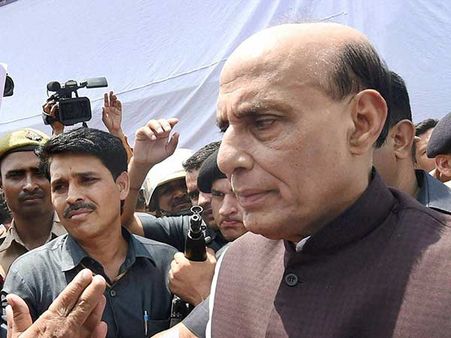 உ.பி. தேர்தலில் ராஜ்நாத்சிங்கை முதல்வர் வேட்பாளராக்க பாஜகவில் கடும் எதிர்ப்பு