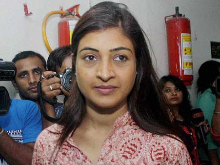 ஆம் ஆத்மி செய்தித்தொடர்பாளர் அல்கா லம்பா திடீர் சஸ்பென்ட்