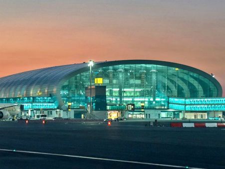 20 லட்சம் பயணிகள் குவியப் போகிறார்கள்.. பரபரப்பாகும் துபாய் விமான நிலையம்