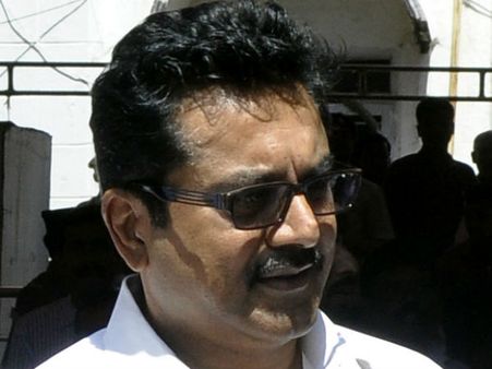 திடீர் உடல்நலக்குறைவு... சிகிச்சைக்குப் பின் வீடு திரும்பினார் சரத்குமார்