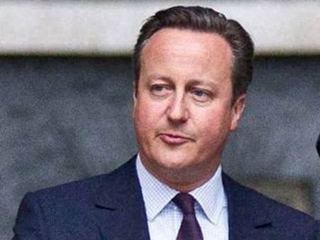 வாக்கெடுப்பு எதிரொலி: பிரிட்டன் பிரதமர் பதவியில் இருந்து டேவிட் கேமரூன் பதவி விலகுவதாக அறிவிப்பு!