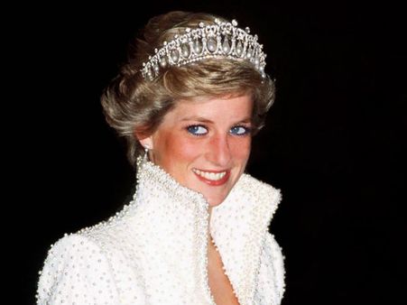 உலகம் வியந்து பார்த்த காதல் தேவதை.. அழகு தேவதை... டயானா!